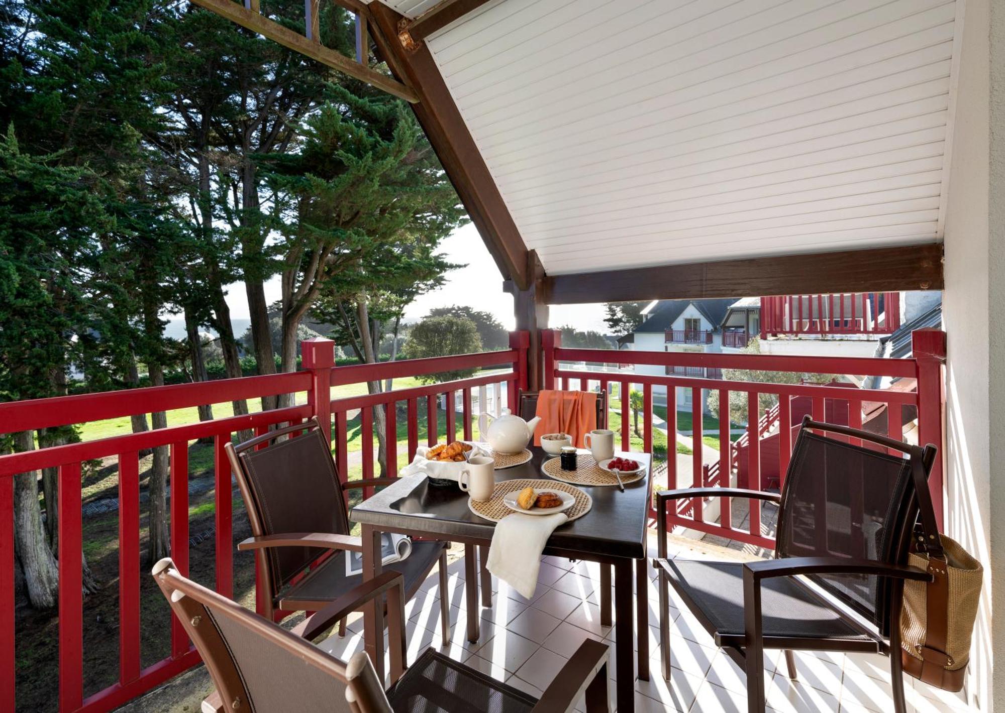 Residence Pierre & Vacances Premium Le Domaine De Cramphore เลอปูลีแกน ภายนอก รูปภาพ