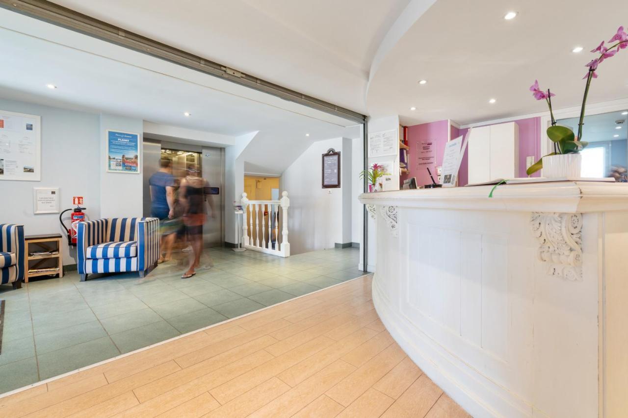 Residence Pierre & Vacances Premium Le Domaine De Cramphore เลอปูลีแกน ภายนอก รูปภาพ